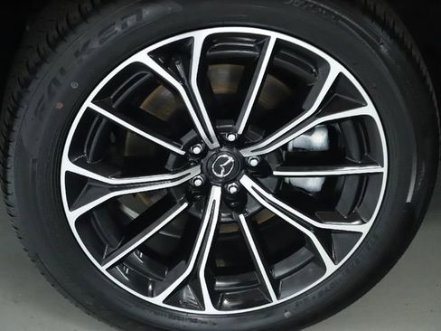 Certified 2025 MAZDA CX-70 Plug-In Hybrid w/ Premium Pkg image 46