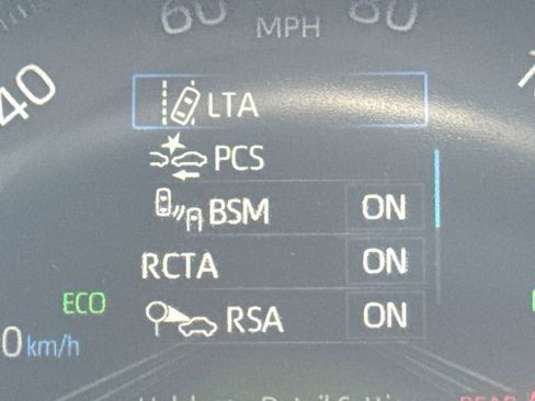 Used 2025 Toyota RAV4 XLE w/ Convenience Package AWD/4WD image 20