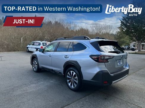 Used 2025 Subaru Outback Limited image 9