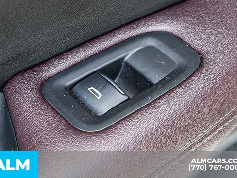 Used 2022 Cadillac XT6 Premium Luxury FWD image 54