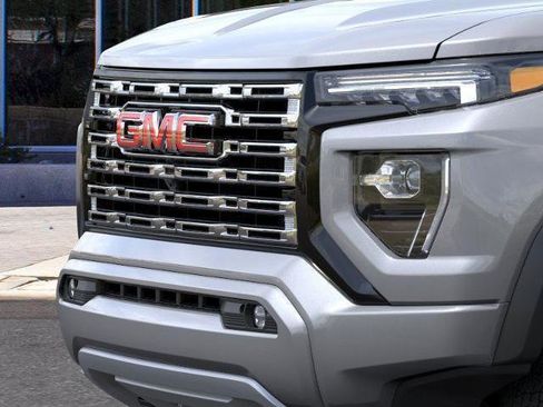 New 2026 GMC Canyon Denali image 37