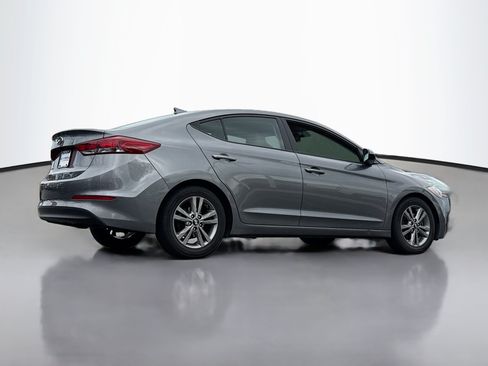 Used 2018 Hyundai Elantra SEL FWD image 2