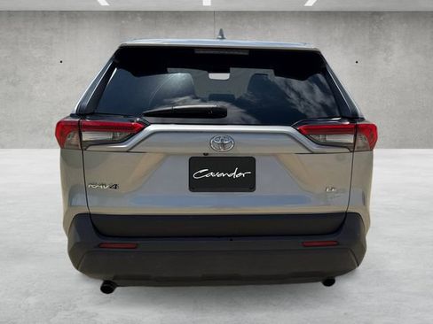 Used 2023 Toyota RAV4 LE FWD image 15