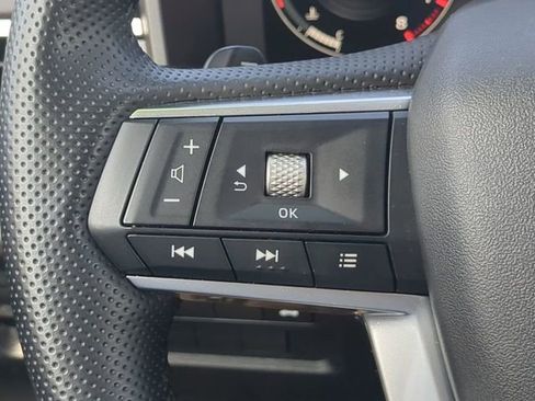 Used 2024 Mitsubishi Outlander SE image 26