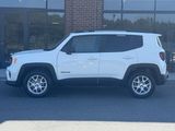 Used 2022 Jeep Renegade Latitude image 3