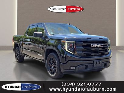 Used 2022 GMC Sierra 1500 Elevation w/ LPO, Elevation Black Package