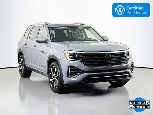 Certified 2025 Volkswagen Atlas SEL Premium R-Line image 1