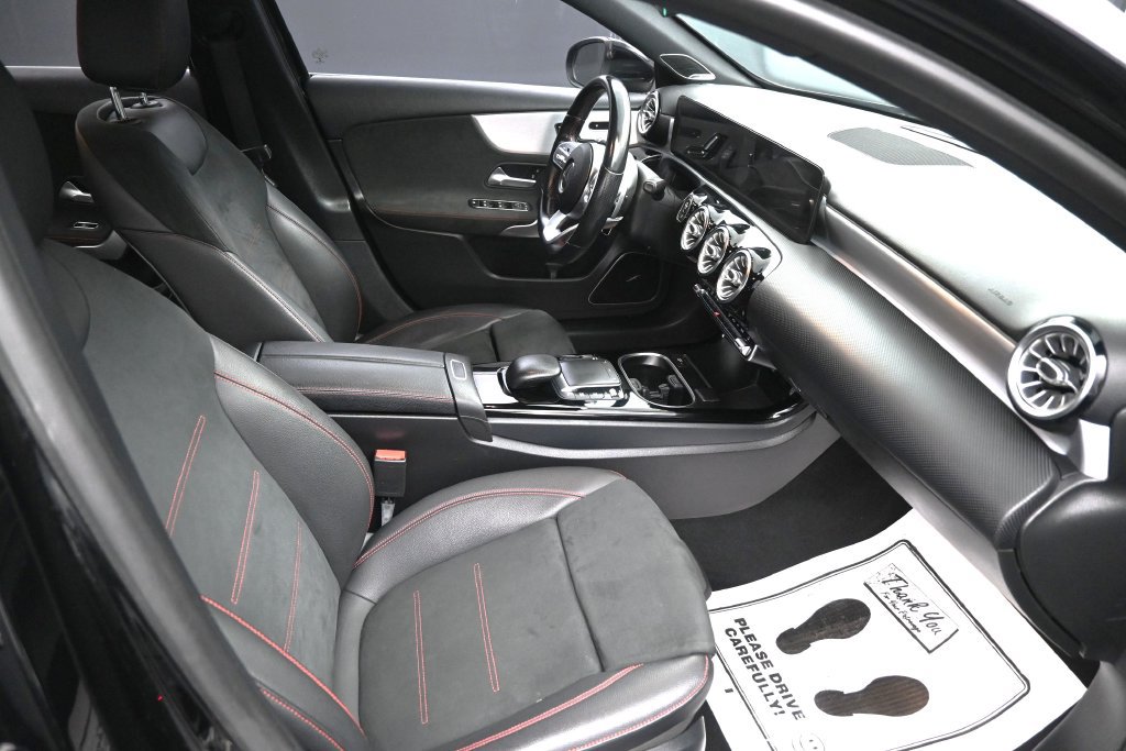 Used 2021 Mercedes-Benz A 220 4MATIC image 30
