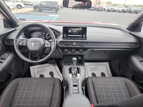 Certified 2025 Honda HR-V Sport image 16