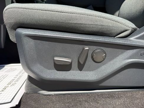 Used 2022 Ford F150 XLT w/ Equipment Group 302A High image 20