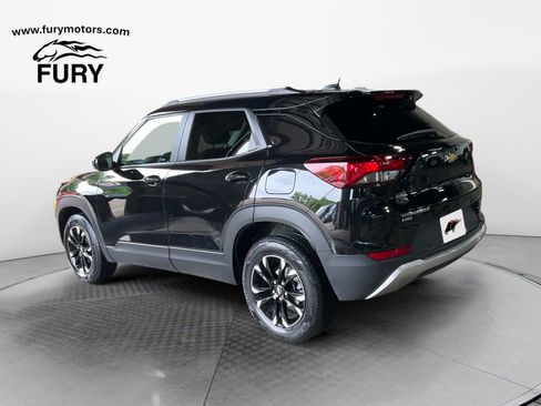 Used 2022 Chevrolet TrailBlazer LT w/ Convenience Package AWD/4WD image 5