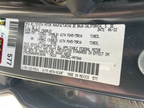 Used 2022 Toyota Tacoma SR AWD/4WD image 31