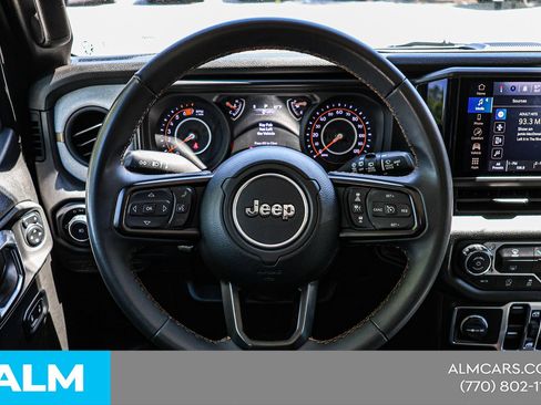 Used 2024 Jeep Wrangler Unlimited Sport AWD/4WD image 23