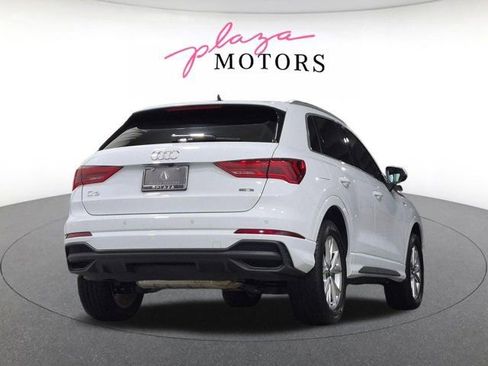 Certified 2025 Audi Q3 2.0T Premium w/ Convenience Package AWD/4WD image 5