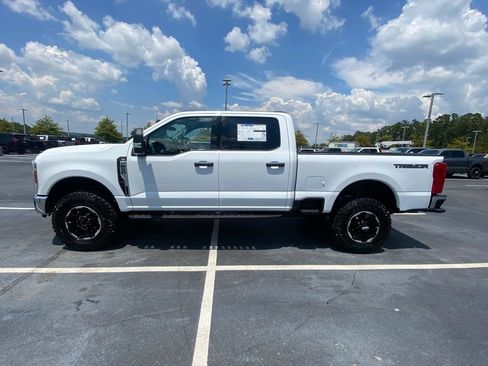New 2026 Ford F250 XLT w/ Tremor Off-Road Package AWD/4WD image 4