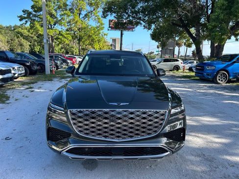 Used 2025 Genesis GV80 2.5T Standard AWD/4WD image 15
