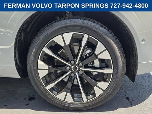 New 2026 Volvo XC60 B5 Plus w/ Protection Package Premier AWD/4WD image 11