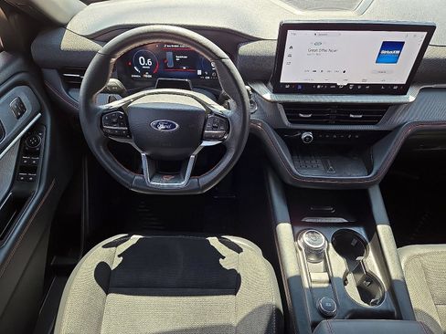 Used 2025 Ford Explorer ST w/ Sun And Sound Package AWD/4WD image 18