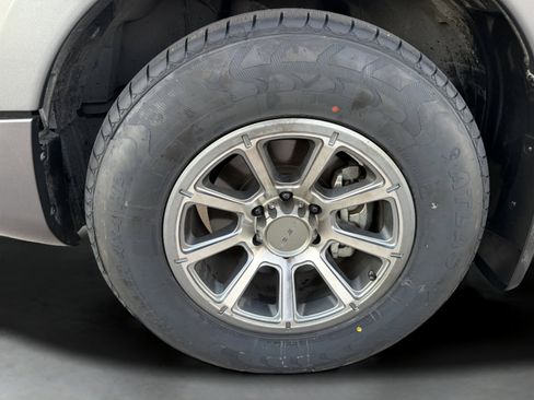 Used 2021 Nissan Titan S w/ S Utility Package image 4