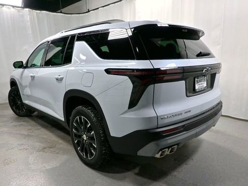 New 2026 Chevrolet Traverse LT w/ Sun and Wheel Package image 5