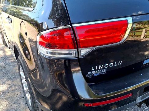 Used 2014 Lincoln MKX FWD w/ Equipment Group 101A image 12