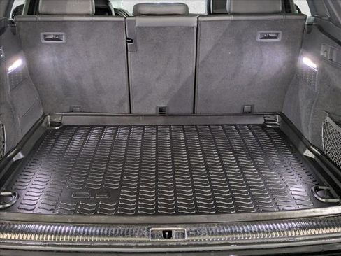 Used 2021 Audi Q5 e Premium Plus w/ Premium Plus Package image 6