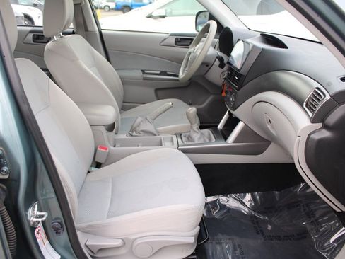 Used 2012 Subaru Forester 2.5X w/ Alloy Wheel Pkg image 19