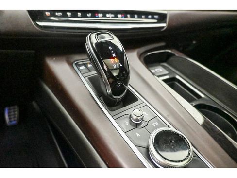 Used 2022 Cadillac Escalade ESV Premium Luxury Platinum image 14