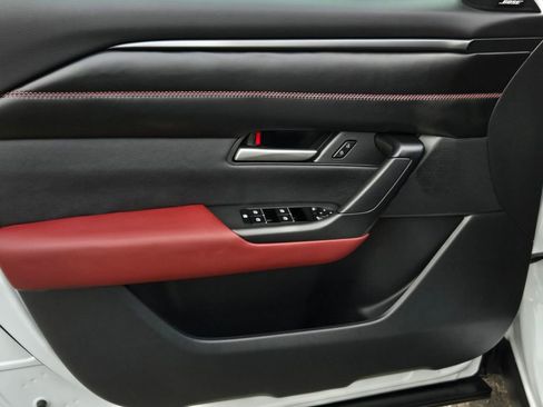 Certified 2025 MAZDA CX-50 AWD 2.5 Hybrid w/ Weather Package image 11