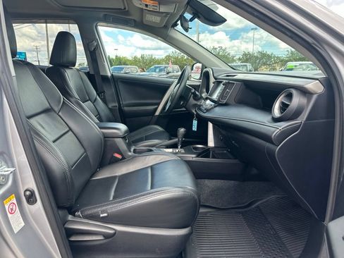 Used 2017 Toyota RAV4 XLE w/ Premium Special Value Package AWD/4WD image 13