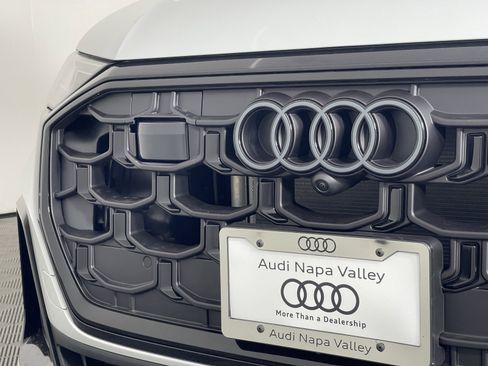 New 2025 Audi Q8 Premium Plus image 10