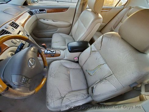 Used 2005 Lexus ES 330 image 20