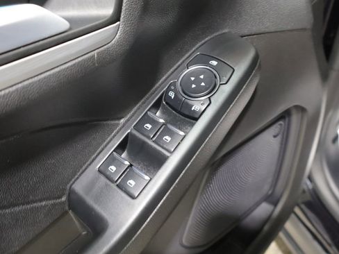 Used 2024 Ford Escape Platinum AWD/4WD image 16