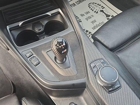 Used 2018 BMW M2 image 28