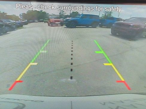 Used 2019 Ford Escape SE FWD image 21