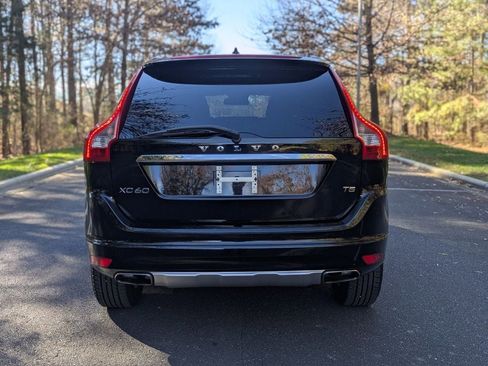 Used 2015 Volvo XC60 T5 Premier image 9