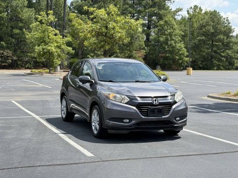 Used 2016 Honda HR-V EX image 1