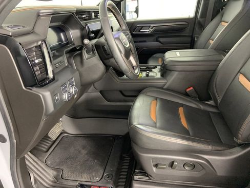 Used 2024 GMC Sierra 2500 AT4 w/ AT4 Premium Plus Package image 27