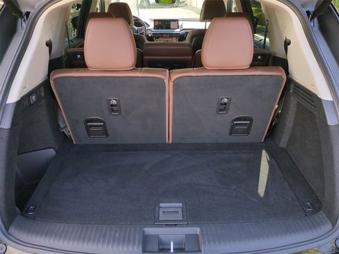 Certified 2023 Acura MDX FWD w/ Technology Package image 13