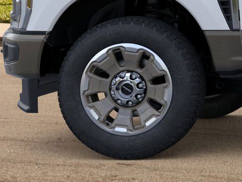 New 2026 Ford F350 King Ranch w/ FX4 Off-Road Package image 35