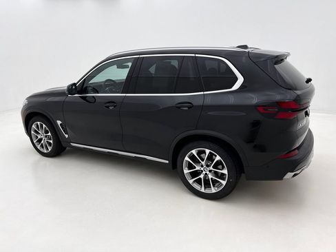 Used 2024 BMW X5 xDrive40i w/ Premium Package AWD/4WD image 10