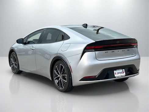 Used 2024 Toyota Prius Limited image 7