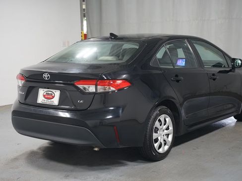Used 2024 Toyota Corolla LE FWD image 9