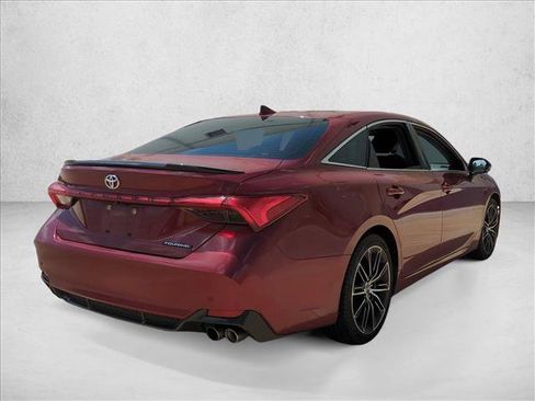 Used 2019 Toyota Avalon Touring w/ Advanced Safety Package FWD image 5