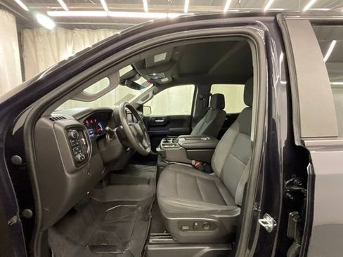 Used 2023 Chevrolet Silverado 1500 Custom w/ LPO, Dark Essentials Package AWD/4WD image 10