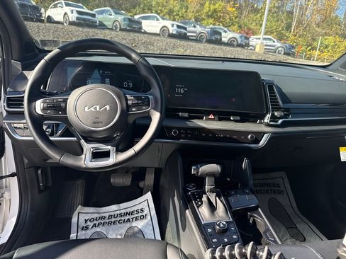 Used 2025 Kia Sportage X-Line image 16