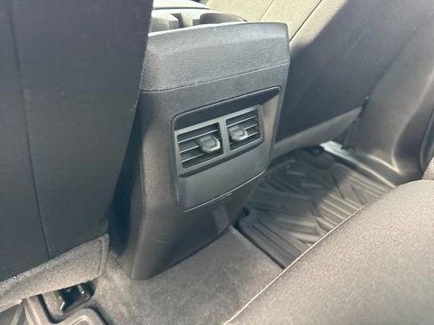 New 2025 Chevrolet Colorado W/T image 24