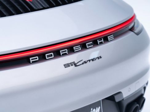 Used 2021 Porsche 911 Carrera image 13