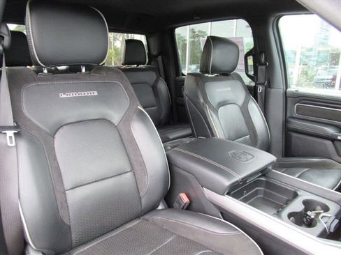 Used 2023 RAM 1500 Laramie image 10