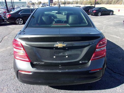 Used 2019 Chevrolet Sonic Premier FWD image 5